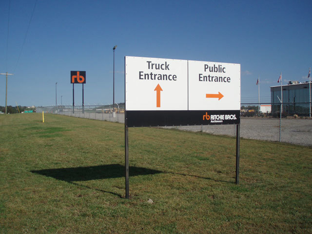 Entrance Signs